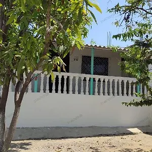 Cerca A La Playa Habitación en casa particular